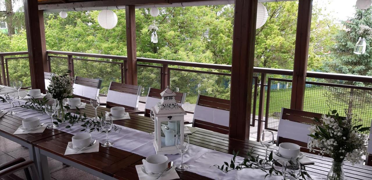 Hotel Preveza Spišská Nová Ves Екстериор снимка